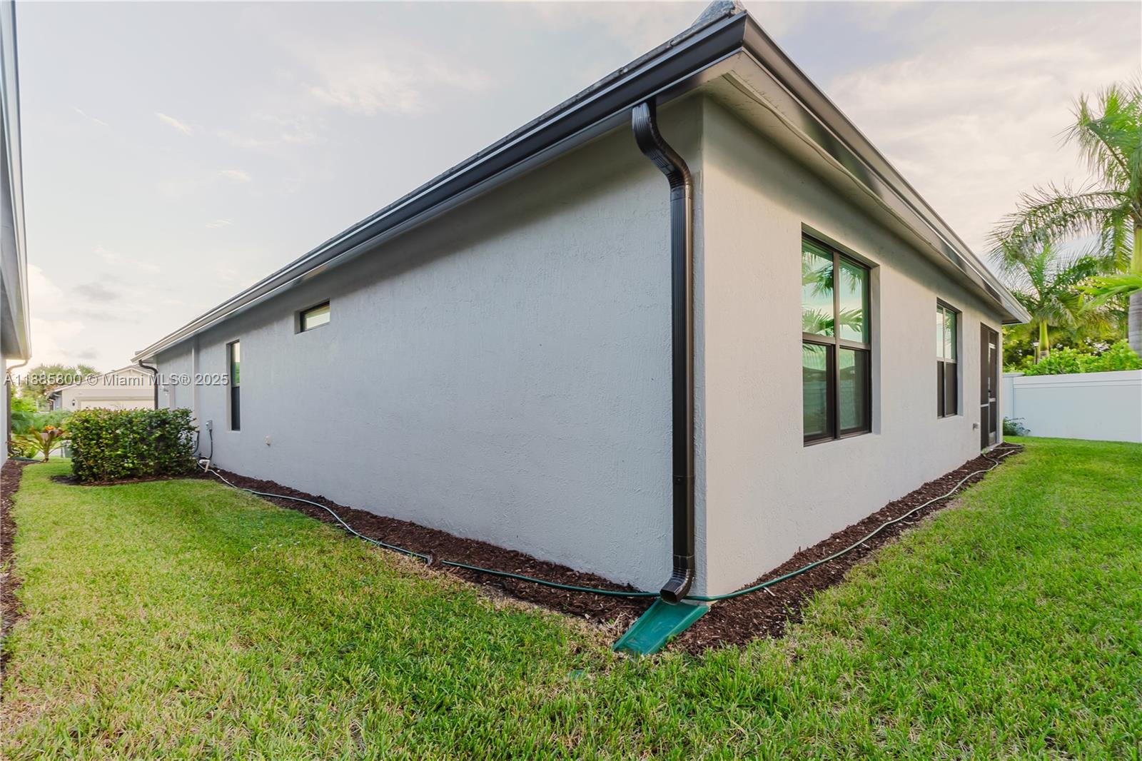 SOMERSET PLAZA - Residential Lease