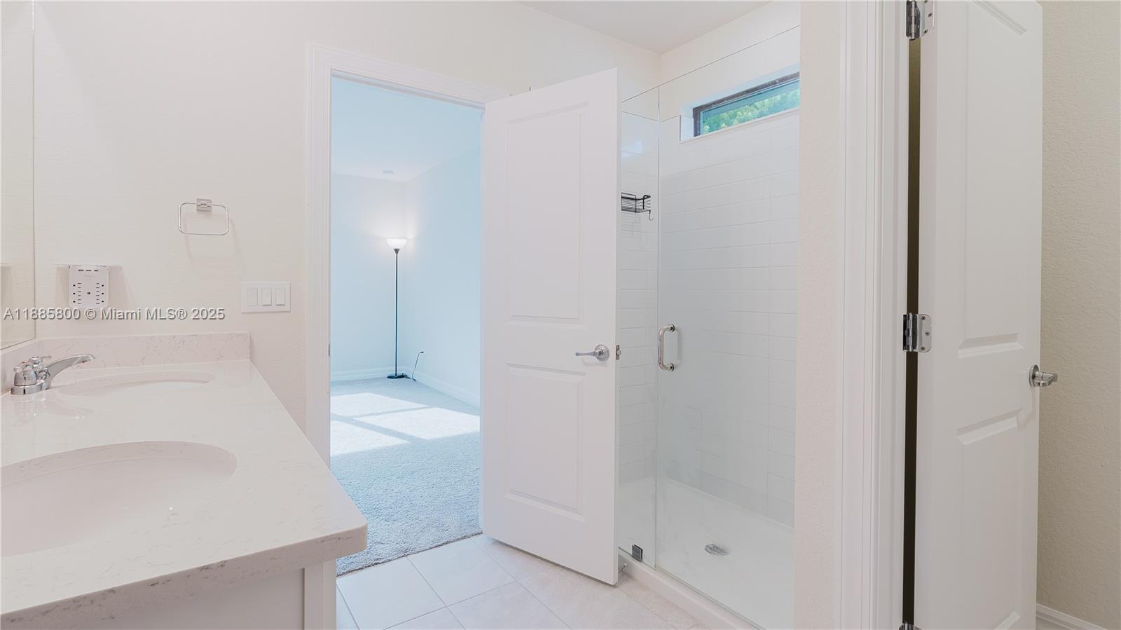 SOMERSET PLAZA - Residential Lease