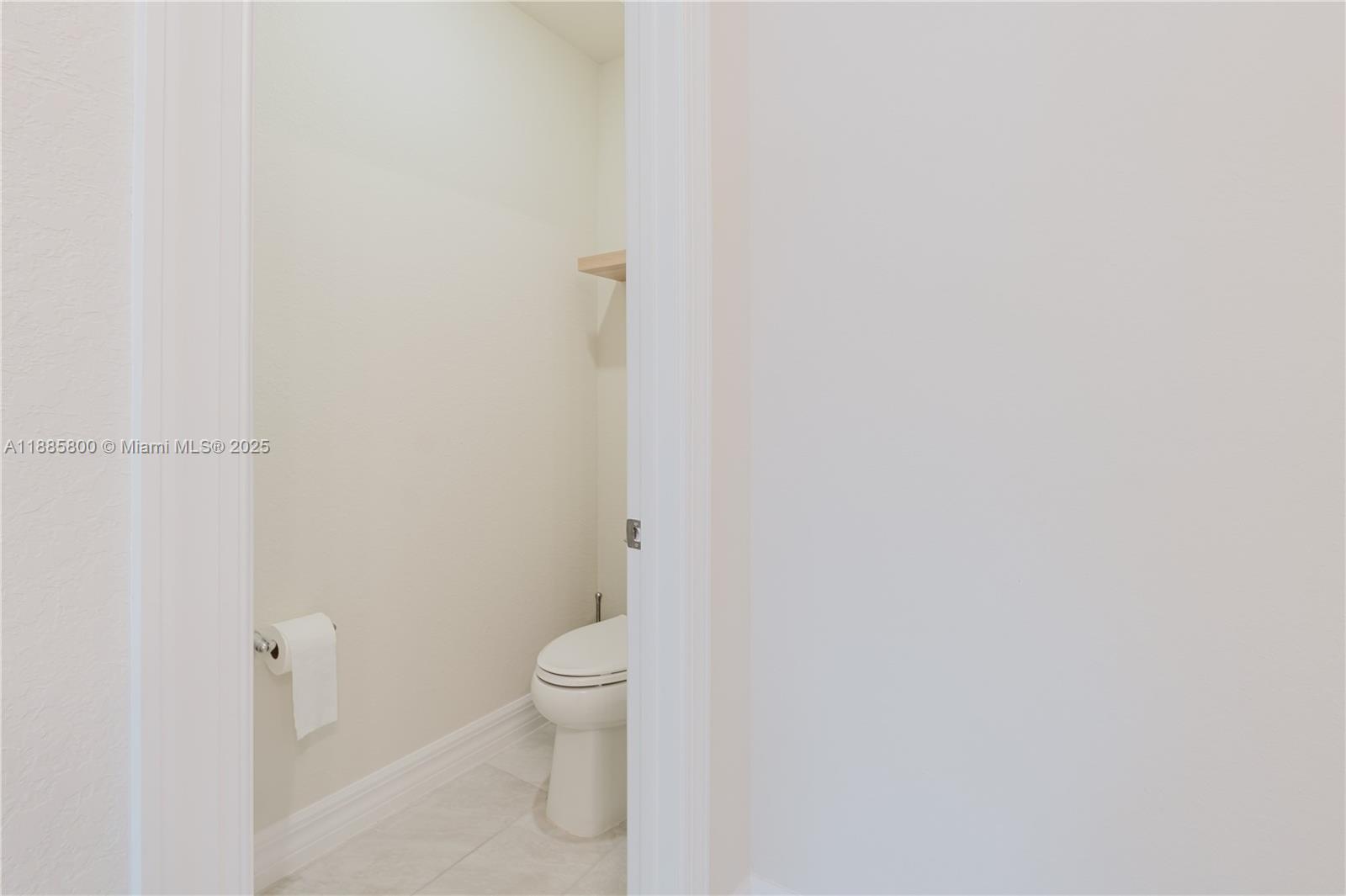 SOMERSET PLAZA - Residential Lease