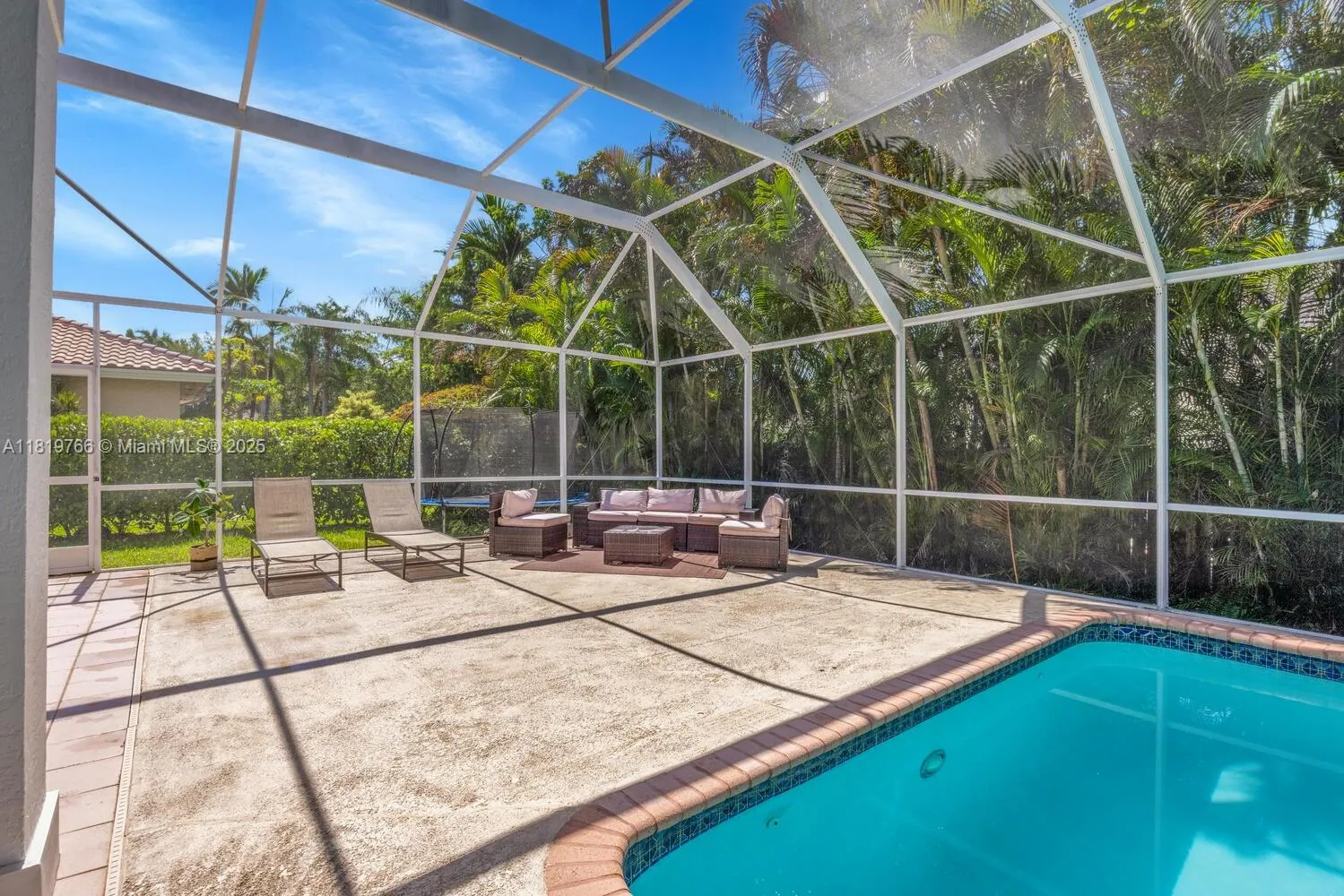 Palmetto Bay, Florida 33157, United States, 5 Bedrooms Bedrooms, ,5 BathroomsBathrooms,Residential,Active,148415