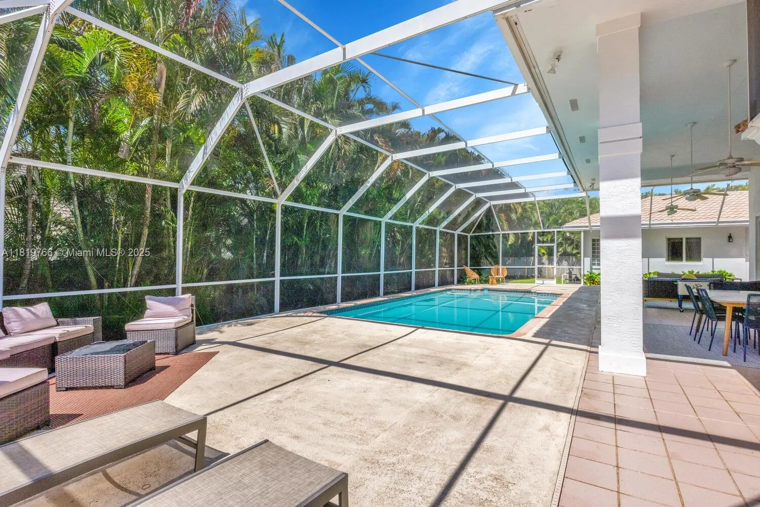 Palmetto Bay, Florida 33157, United States, 5 Bedrooms Bedrooms, ,5 BathroomsBathrooms,Residential,Active,148415