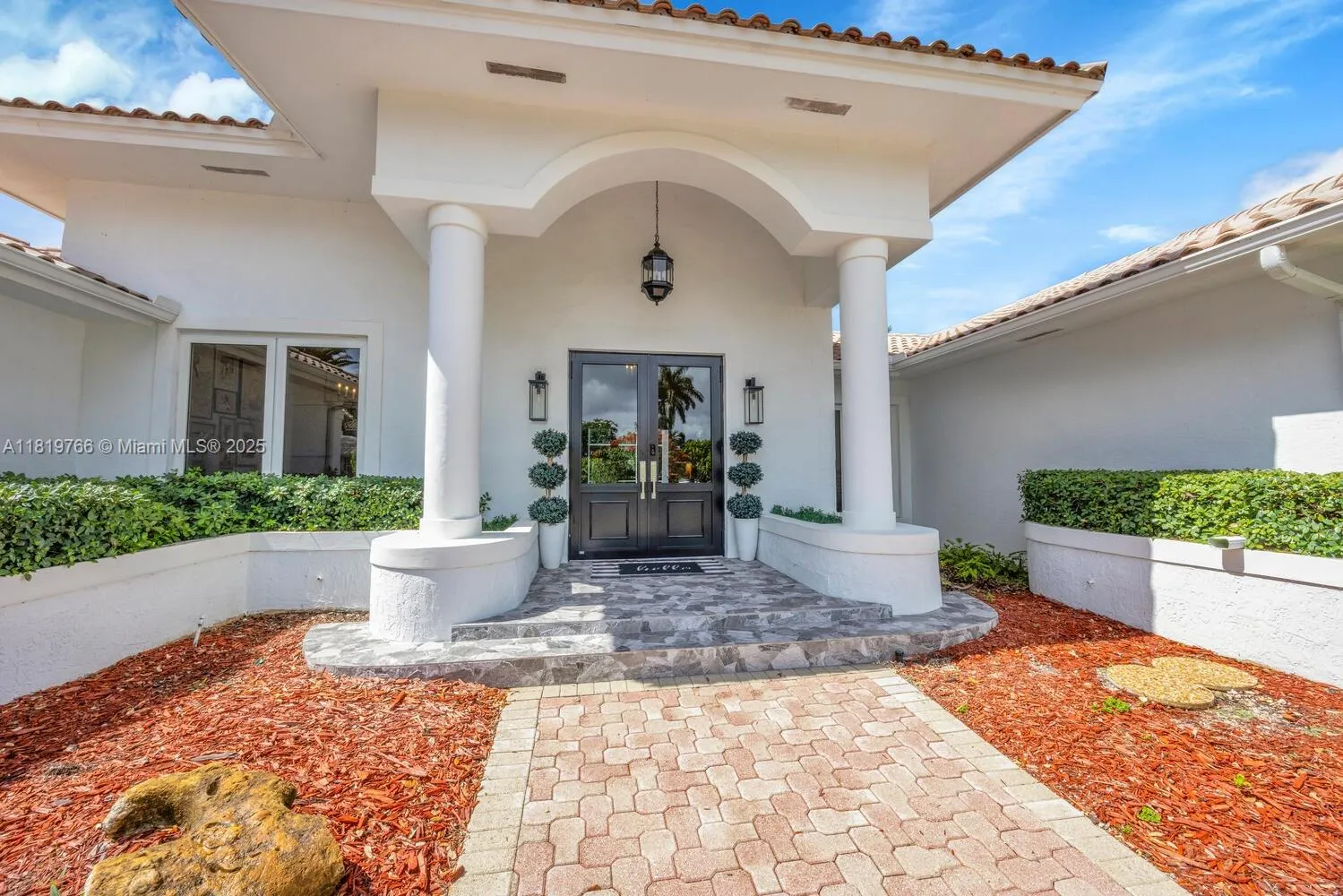 Palmetto Bay, Florida 33157, United States, 5 Bedrooms Bedrooms, ,5 BathroomsBathrooms,Residential,Active,148415