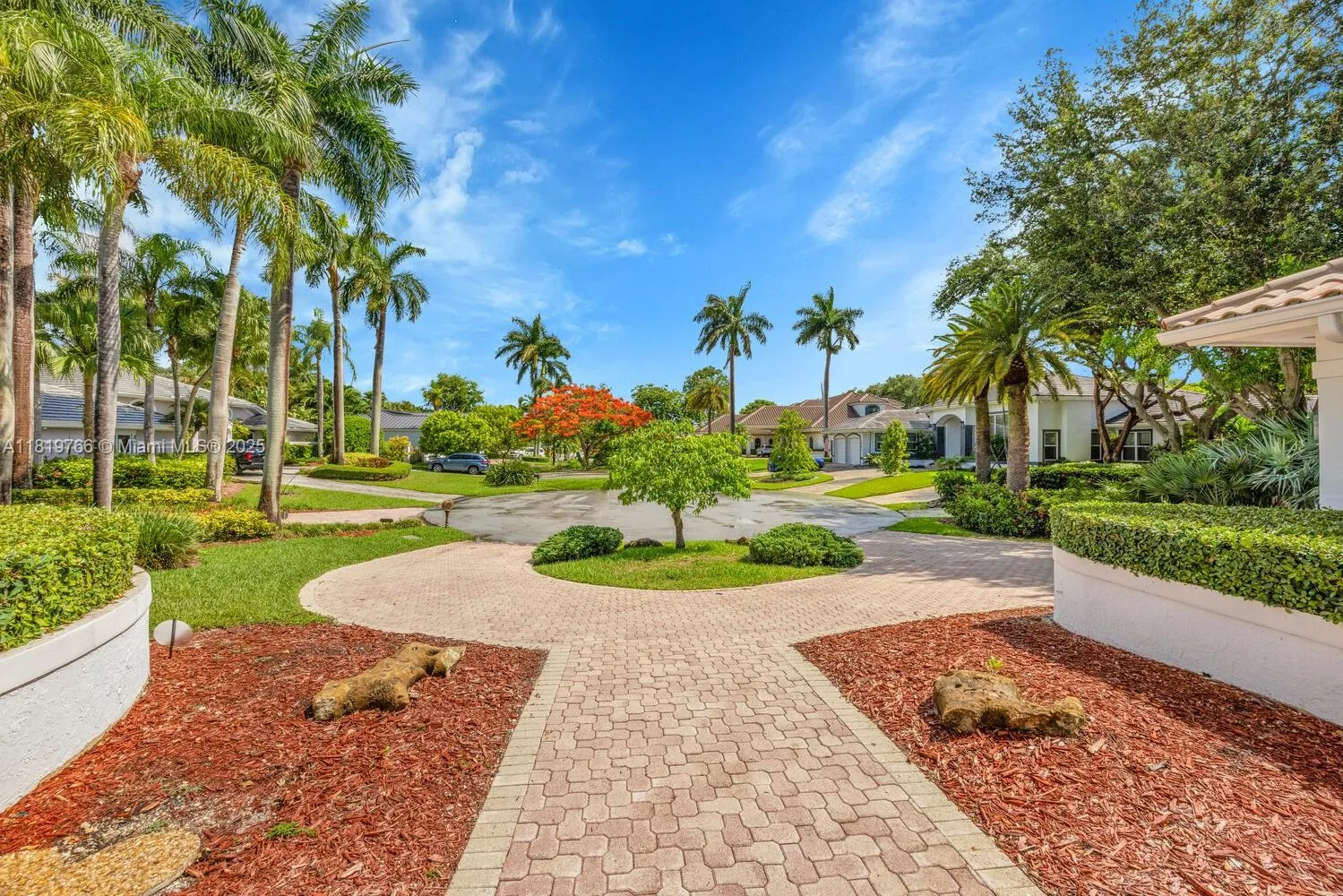 Palmetto Bay, Florida 33157, United States, 5 Bedrooms Bedrooms, ,5 BathroomsBathrooms,Residential,Active,148415