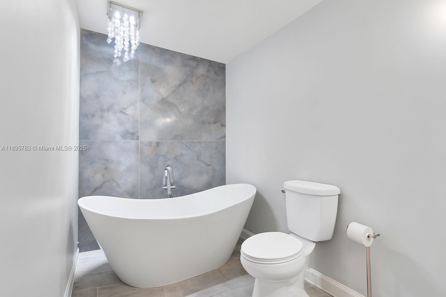 GREENS AT BOCA GOLF AND T - Residential