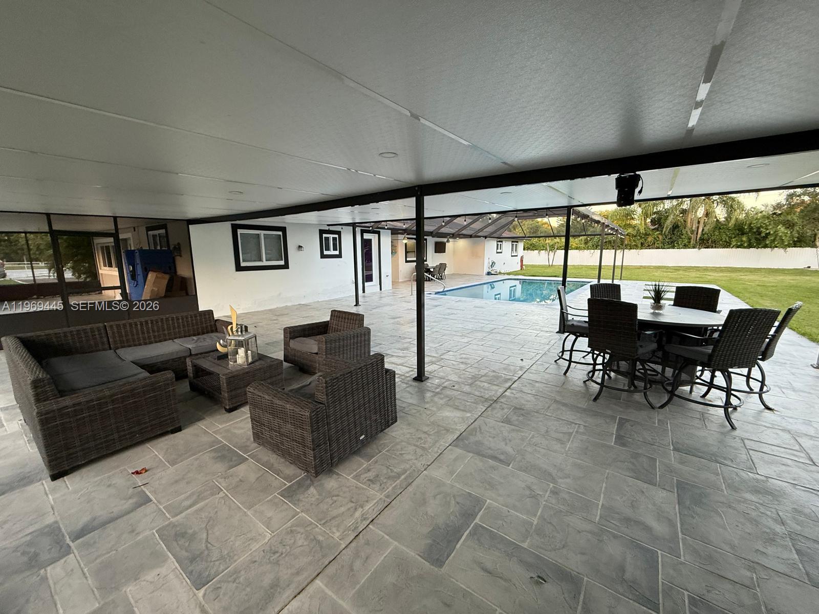 ROSE ESTATES - Residential