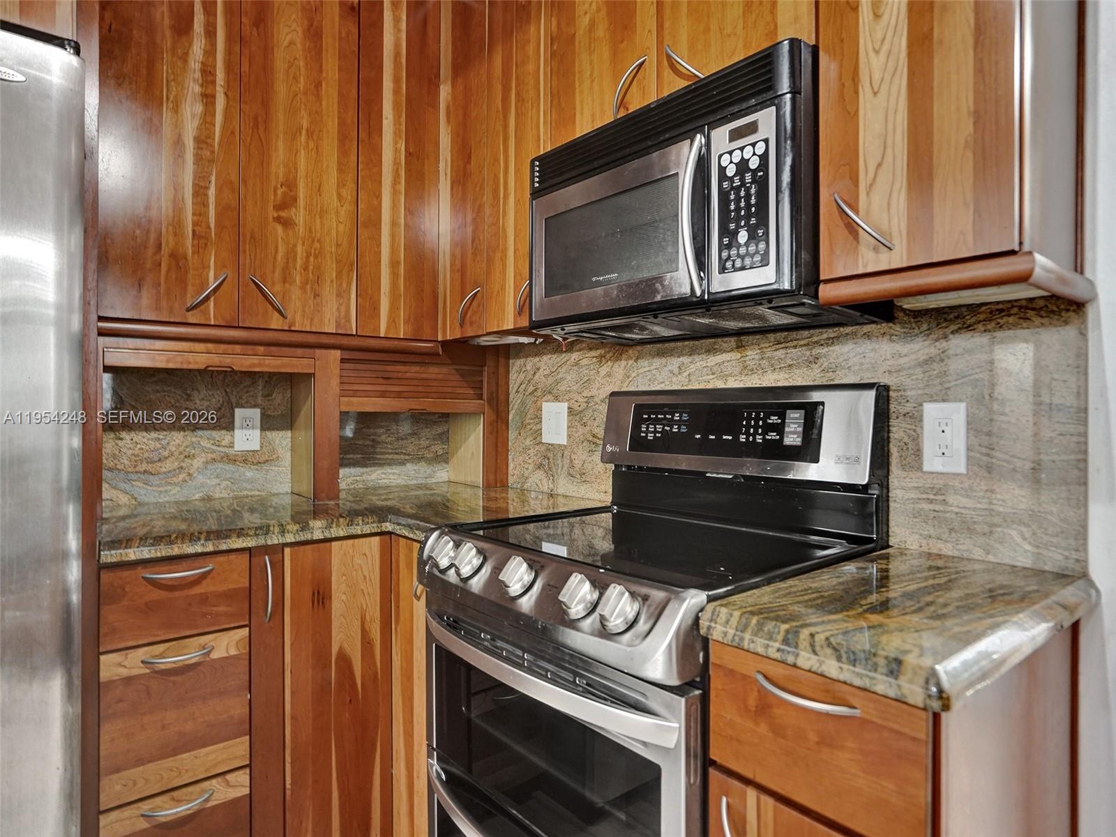 RIVER HIGHLANDS AMEN PLAT - Residential