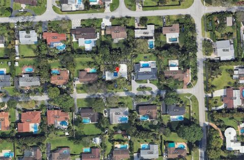 Photo of 9741 SW 119th St, Miami, FL 33176 (MLS # A11925061)