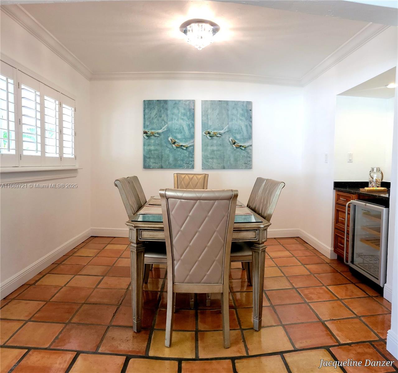 HILLSBORO HARBOR UNIT - Residential