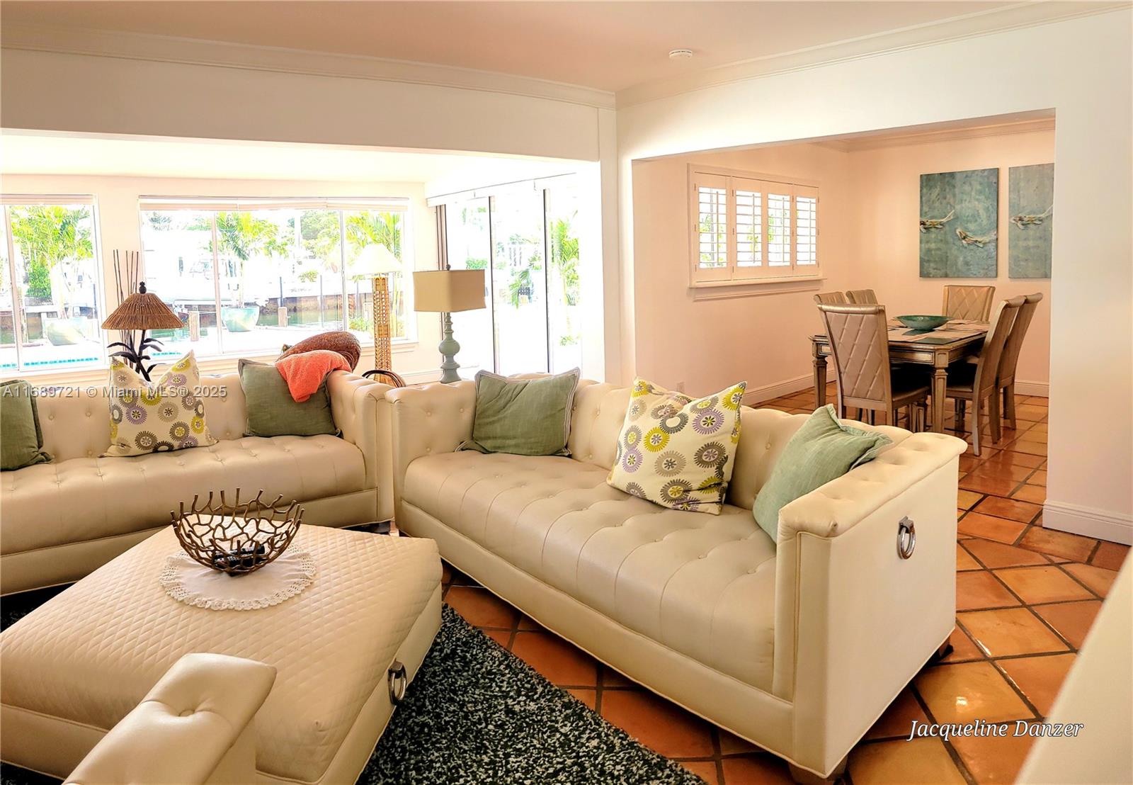 HILLSBORO HARBOR UNIT - Residential