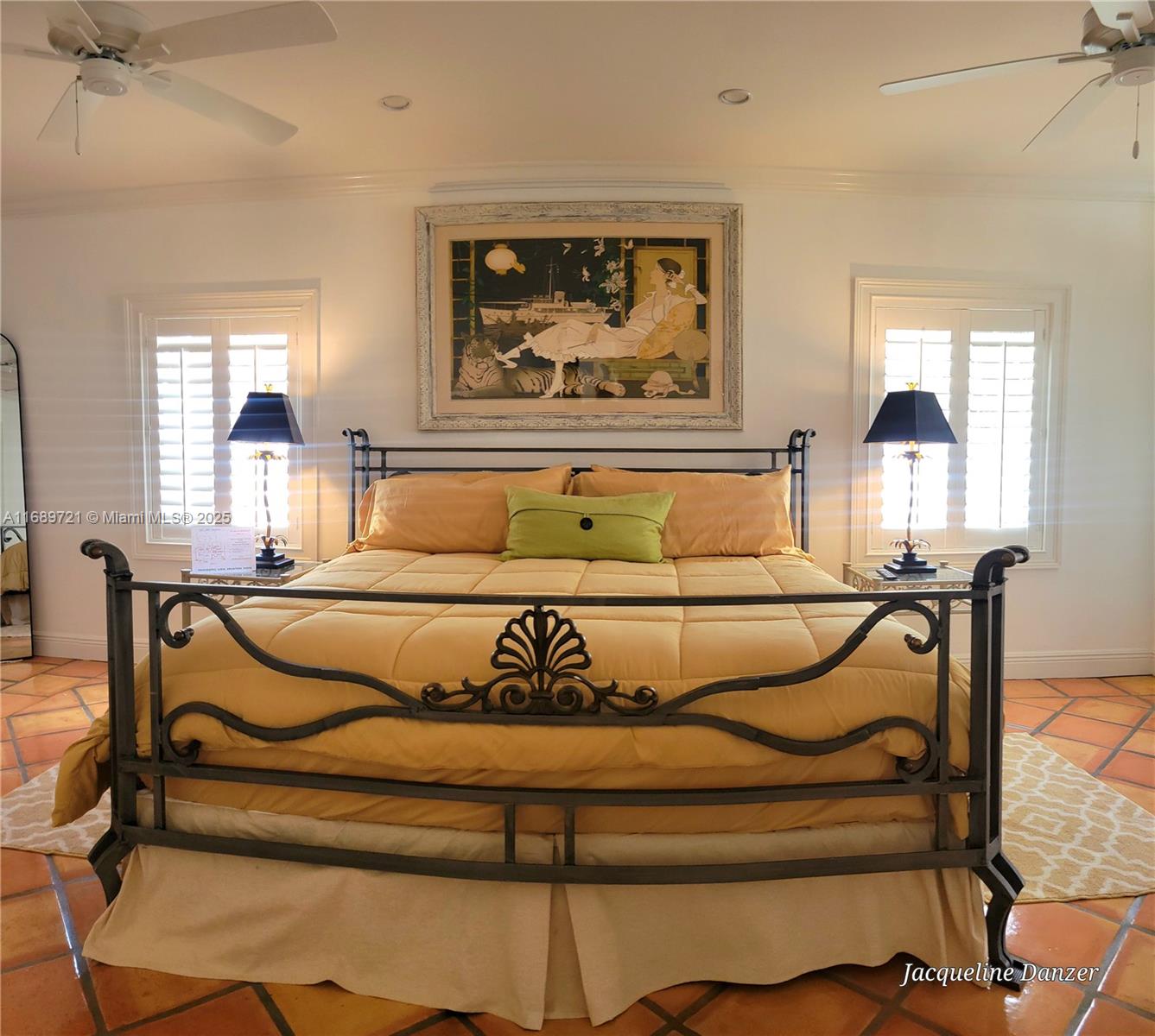 HILLSBORO HARBOR UNIT - Residential