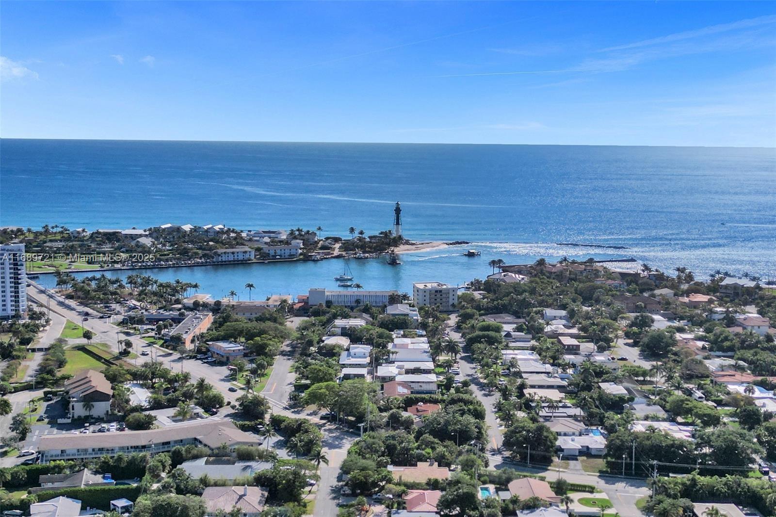 HILLSBORO HARBOR UNIT - Residential