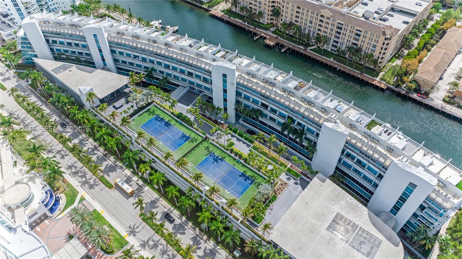 ARTECH RESIDENCES AT AVEN - Residential