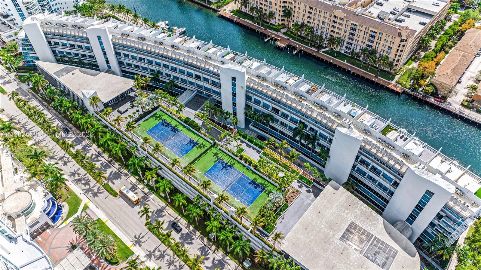 ARTECH RESIDENCES AT AVEN - Residential
