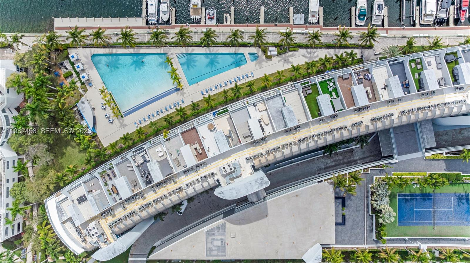 ARTECH RESIDENCES AT AVEN - Residential