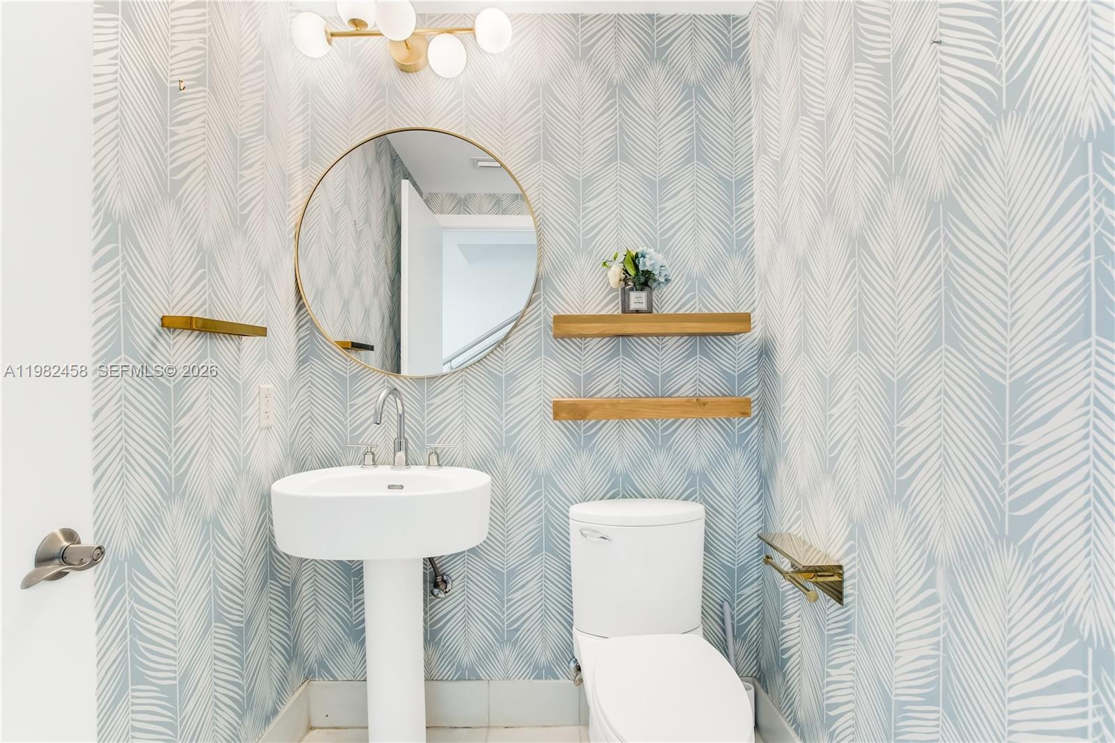 ARTECH RESIDENCES AT AVEN - Residential