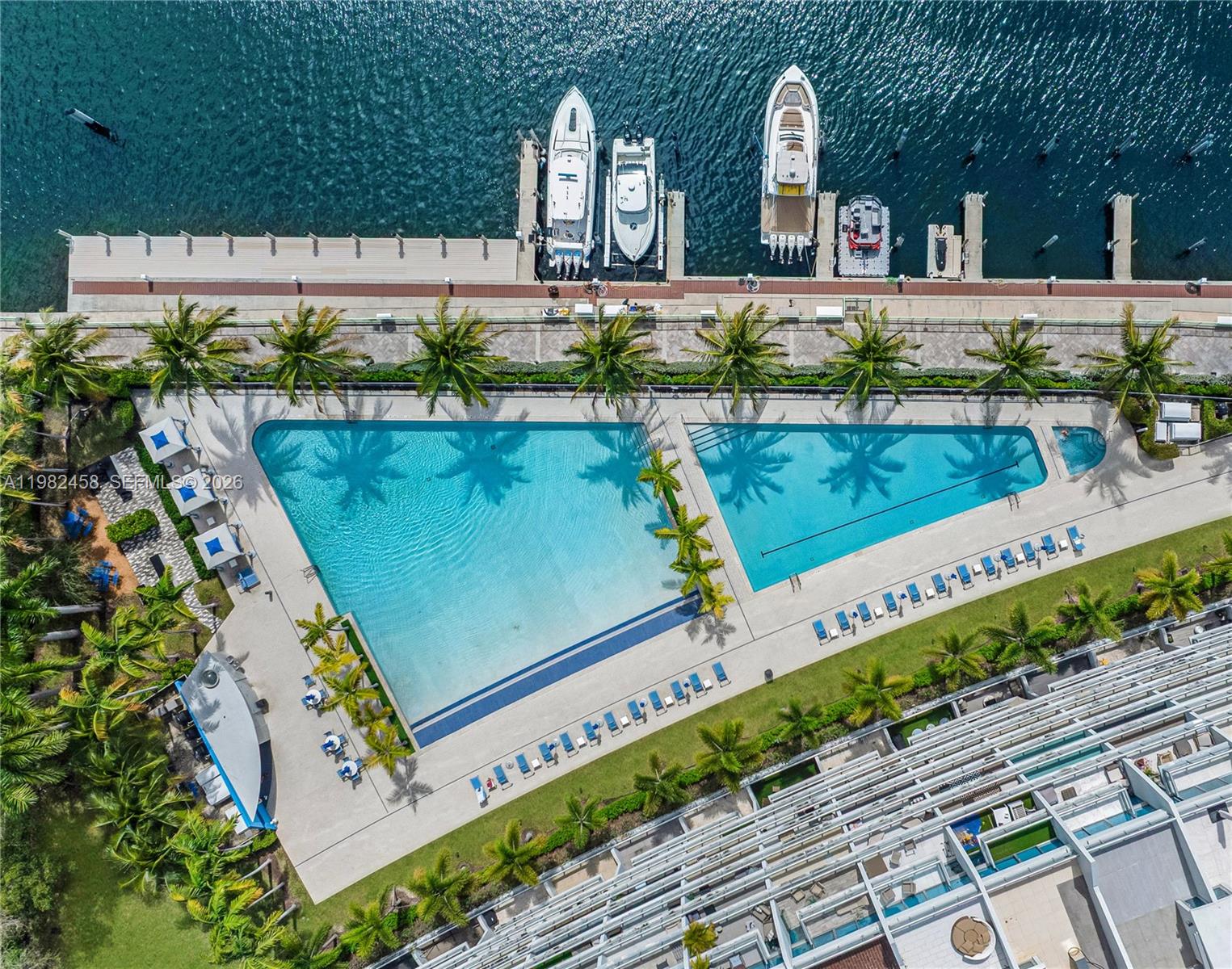 ARTECH RESIDENCES AT AVEN - Residential