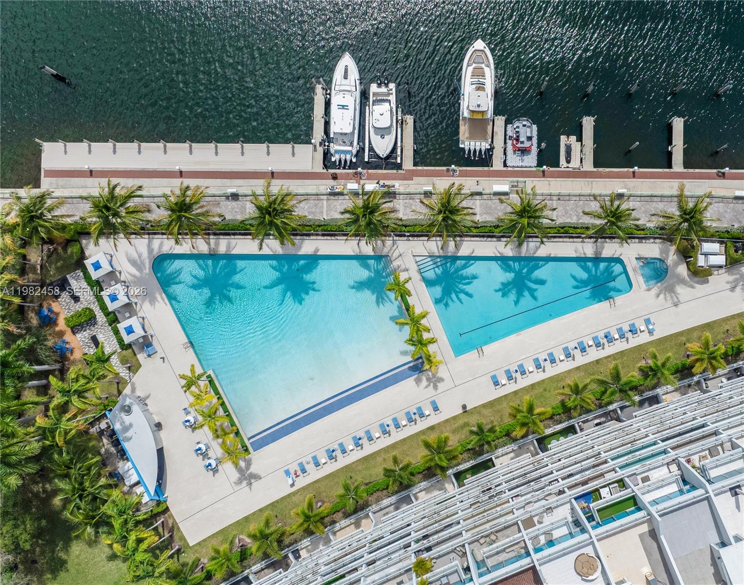 ARTECH RESIDENCES AT AVEN - Residential