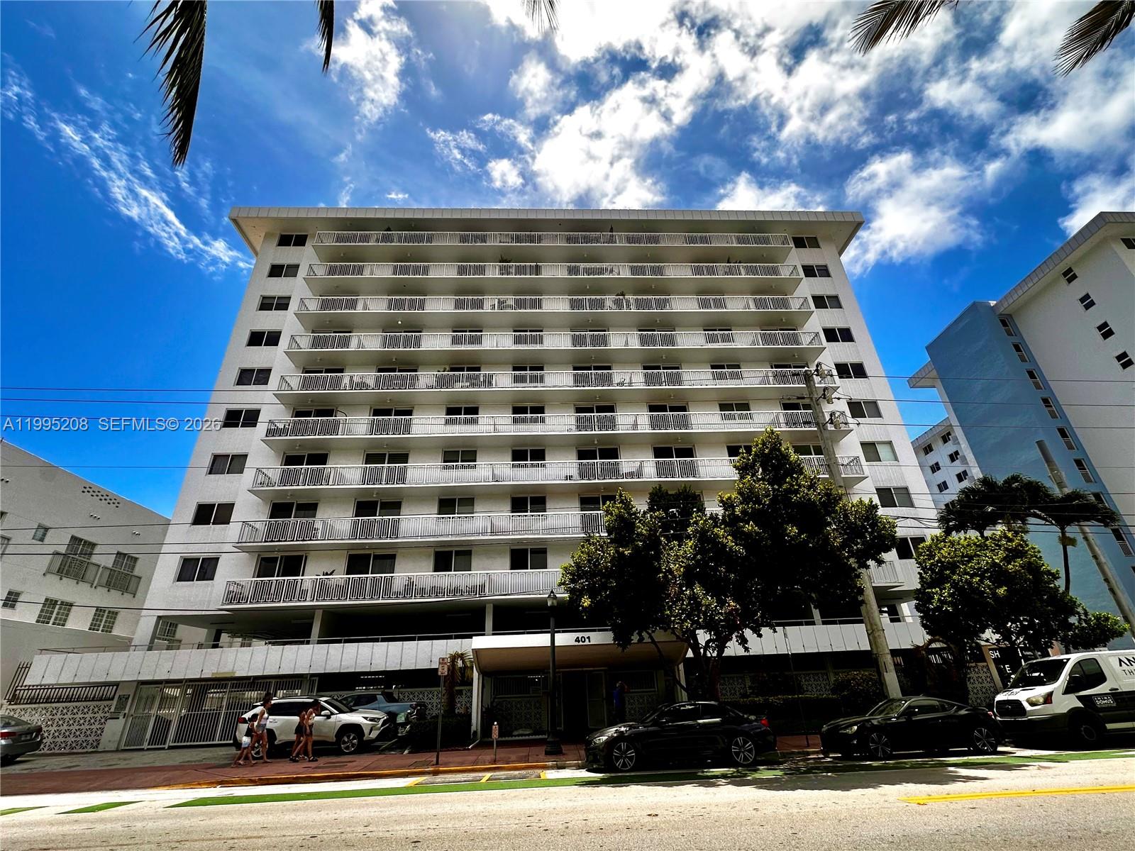 THE PRESIDENTIAL CONDO - Residential