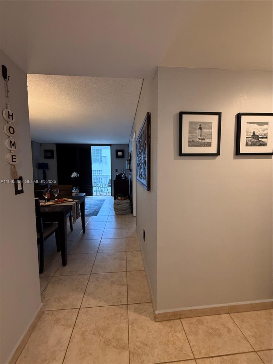 THE PRESIDENTIAL CONDO - Residential