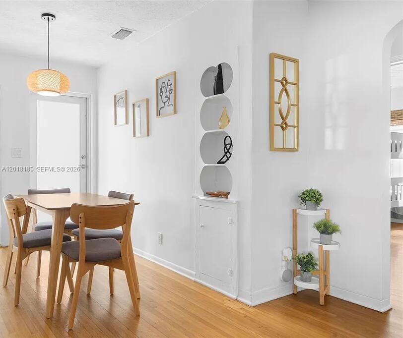 VICTORIA PARK CORR AMEN P - Residential