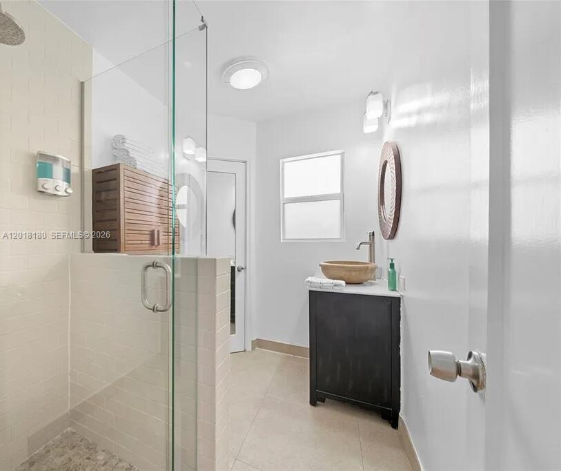 VICTORIA PARK CORR AMEN P - Residential