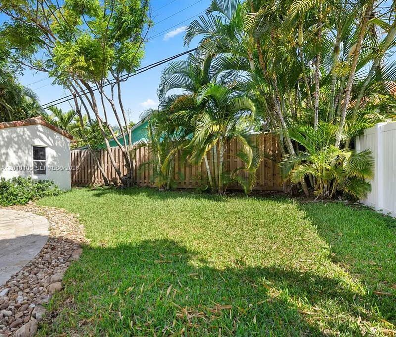 VICTORIA PARK CORR AMEN P - Residential