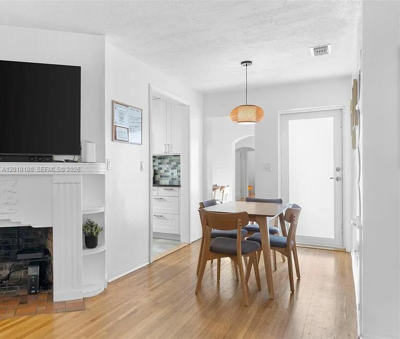 VICTORIA PARK CORR AMEN P - Residential