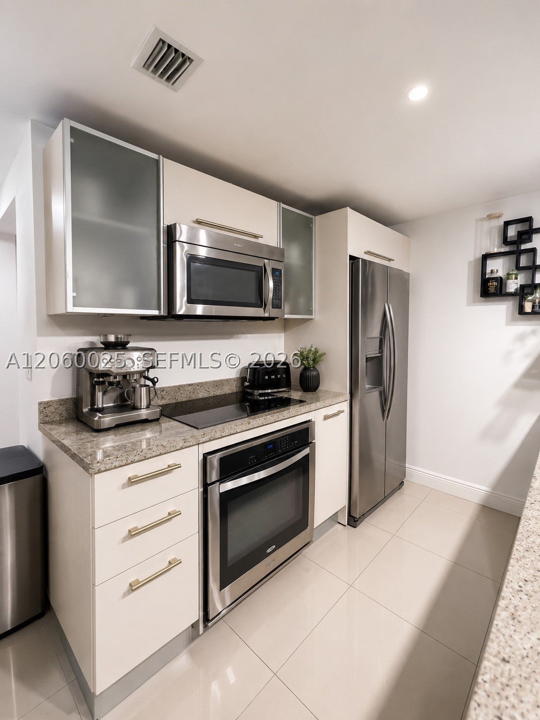 185 SW 7th St 2503