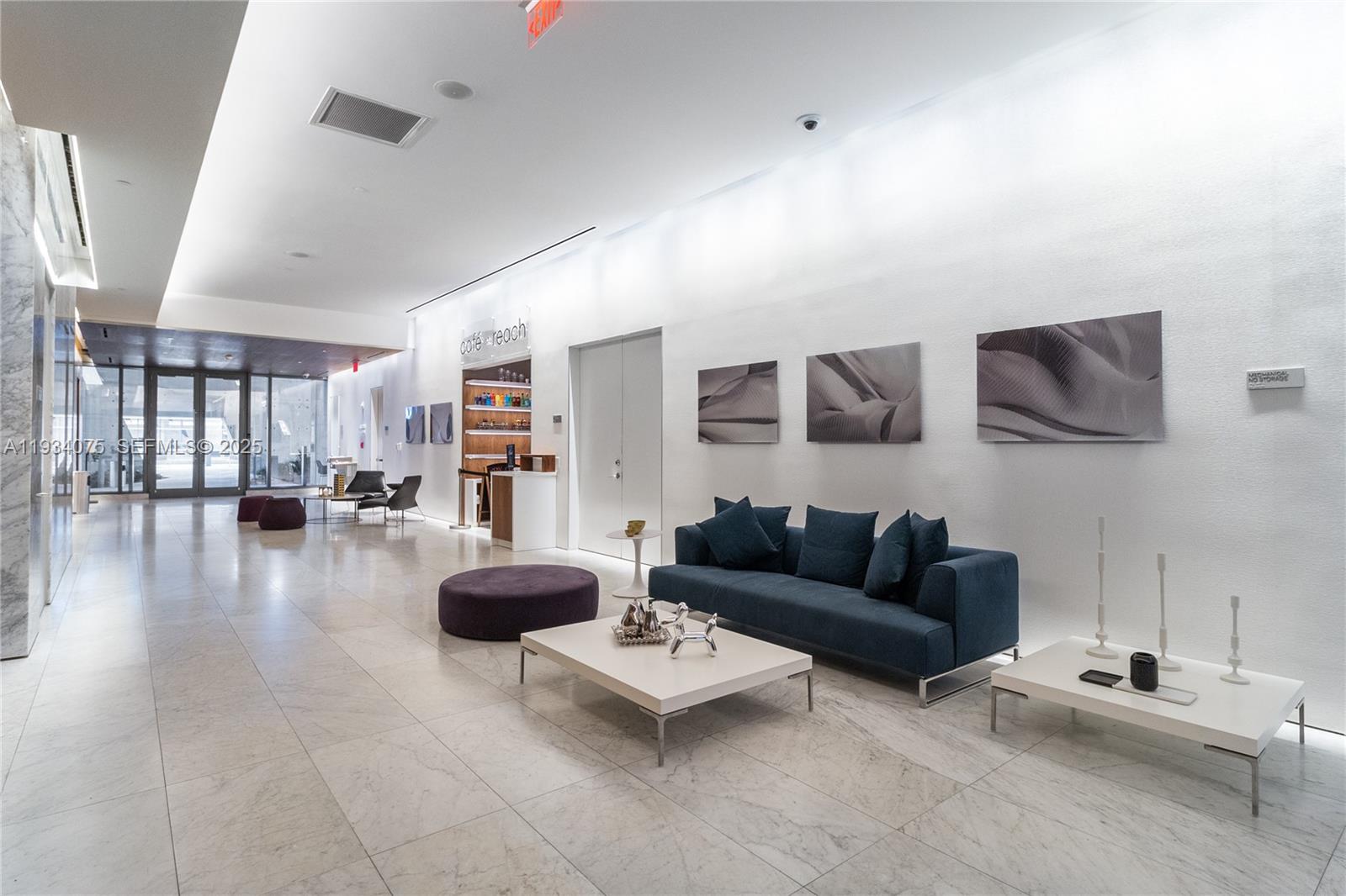 REACH CONDO - Residential