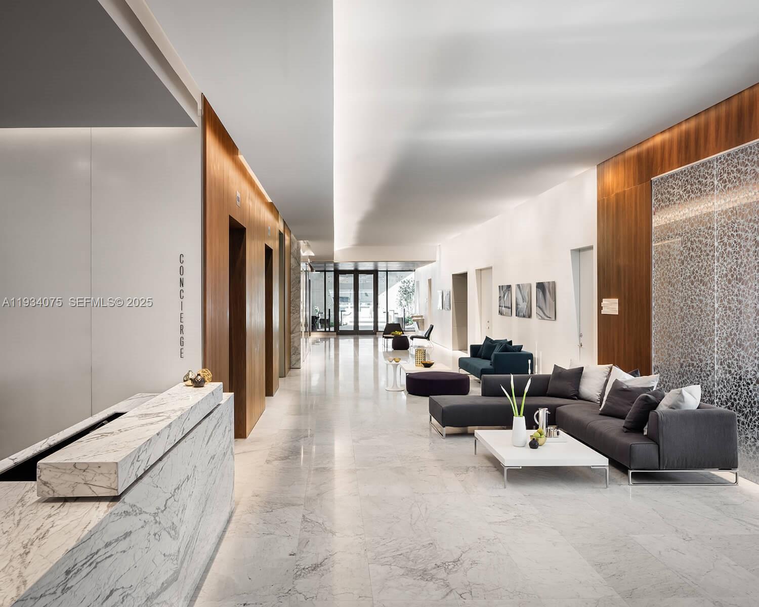 REACH CONDO - Residential