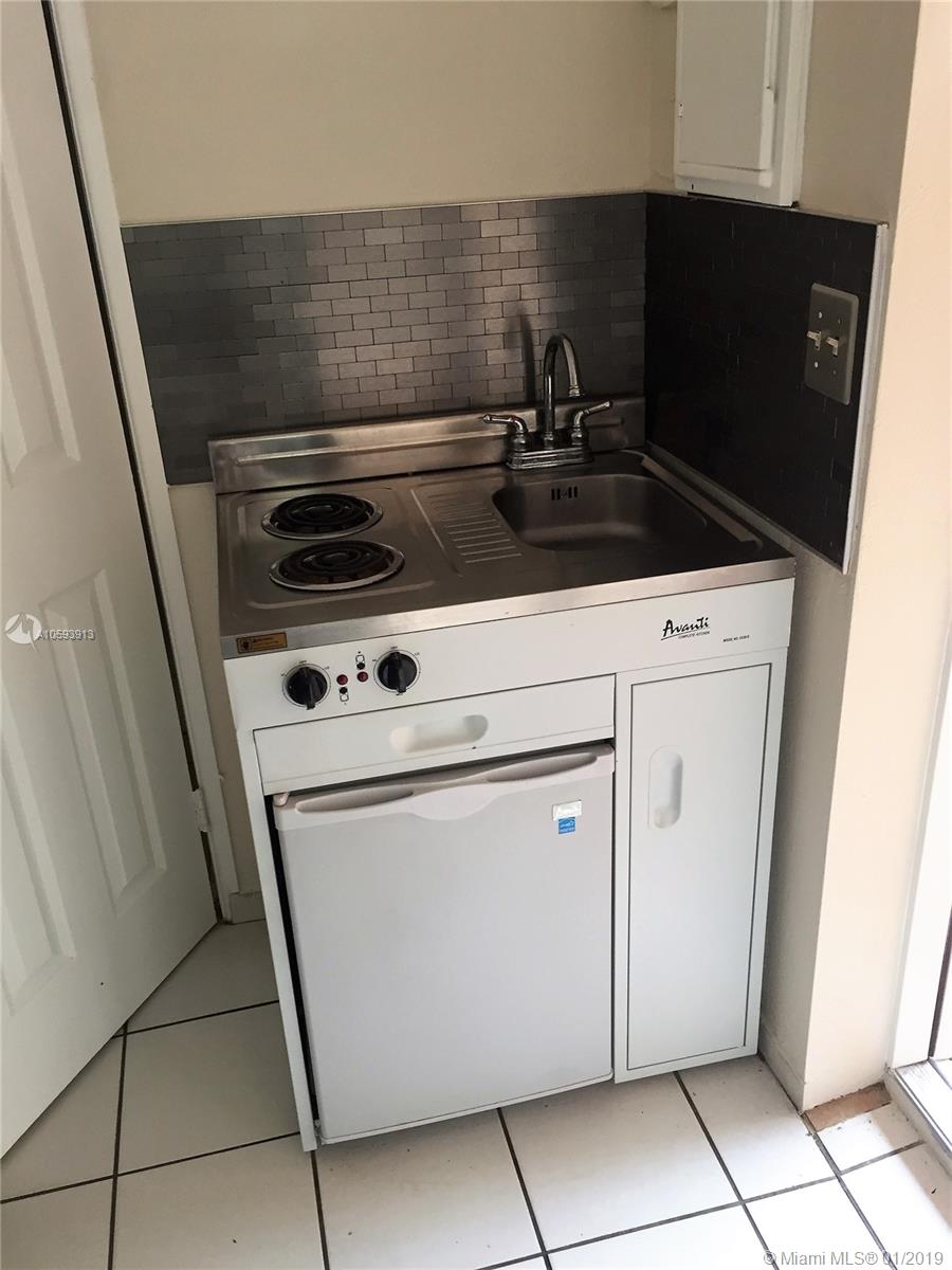 TAMIAMI HEIGHTS - Residential Lease