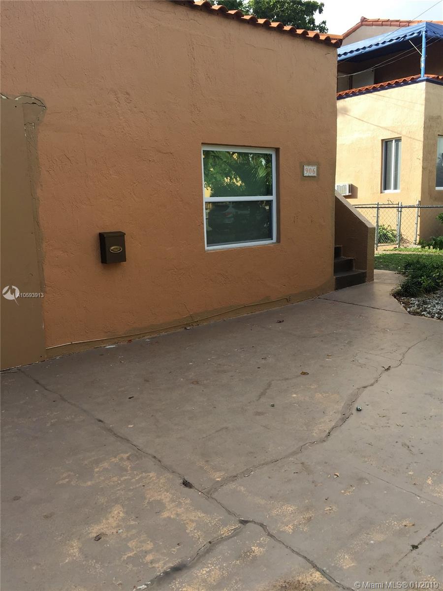 TAMIAMI HEIGHTS - Residential Lease