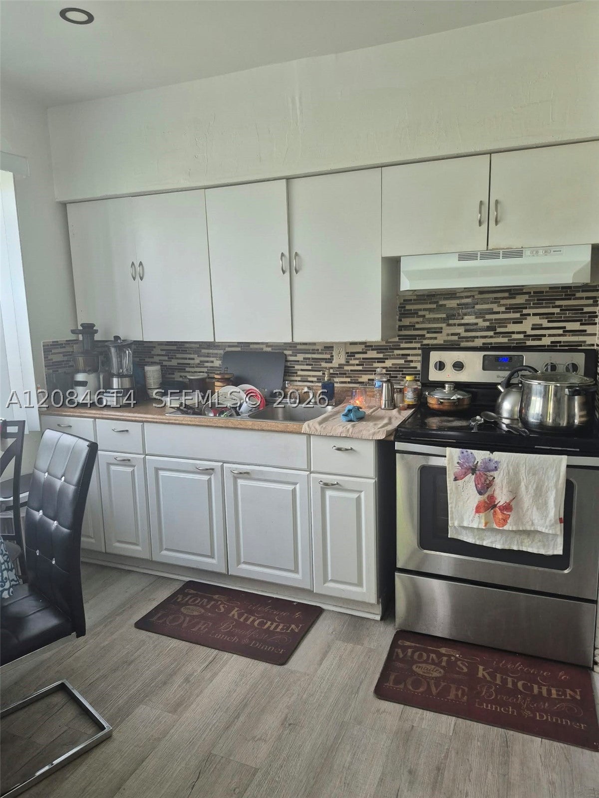 3810 NW 195th St