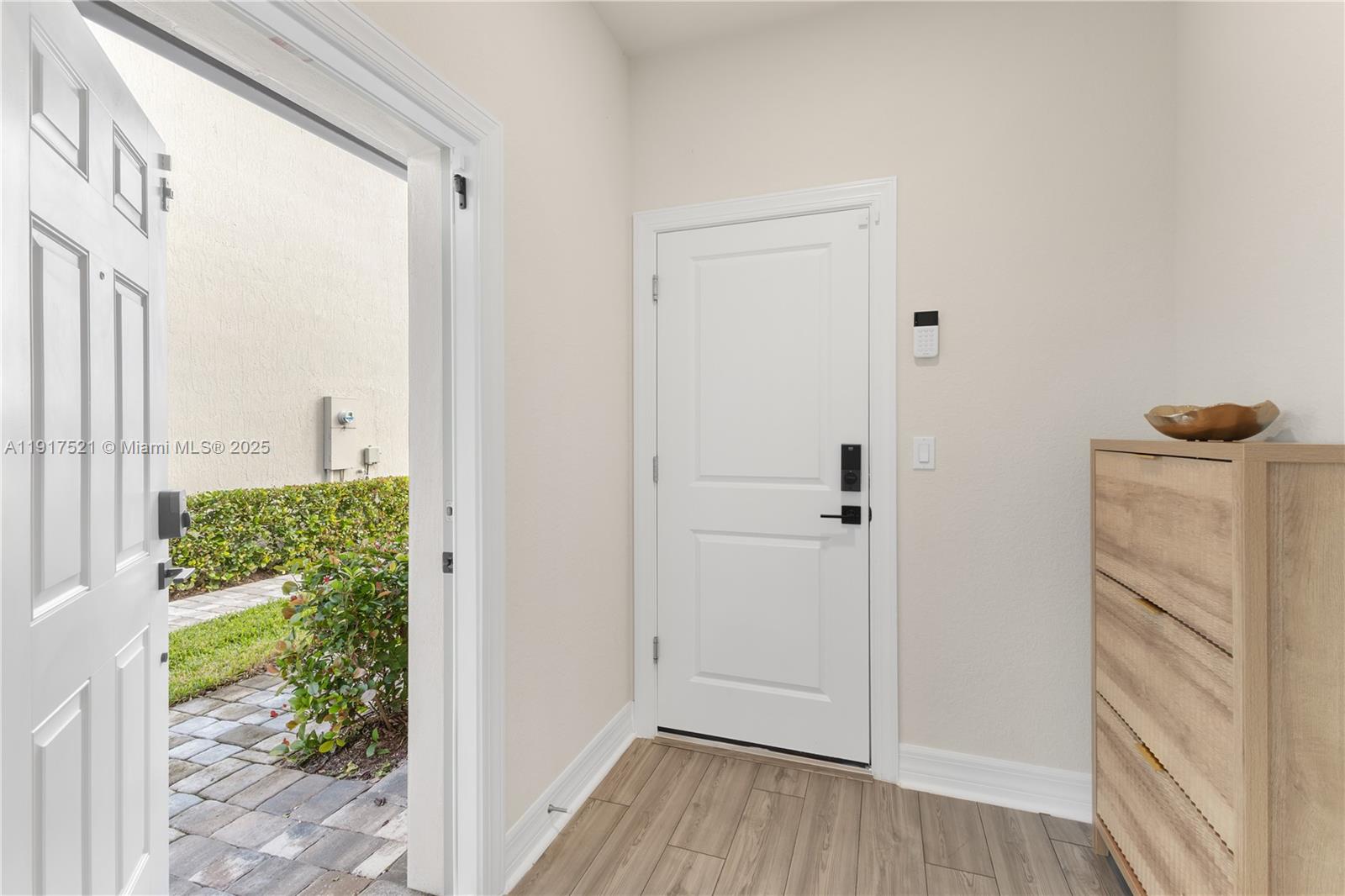 SOMERSET PLAZA - Residential Lease