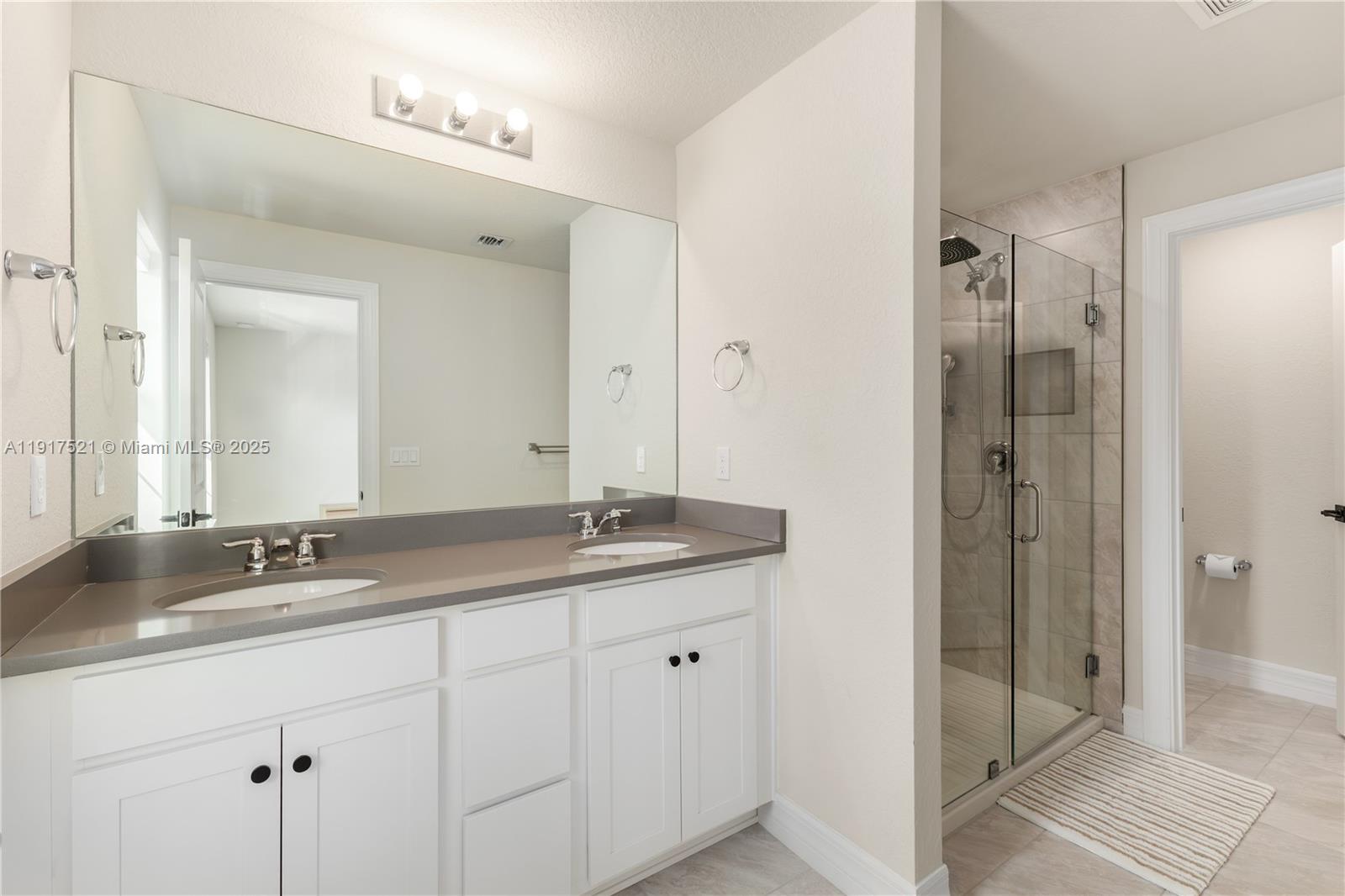 SOMERSET PLAZA - Residential Lease