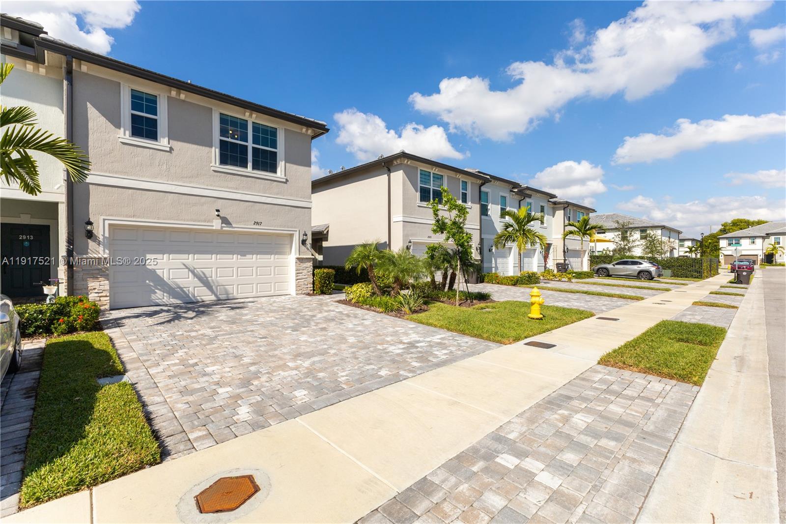 SOMERSET PLAZA - Residential Lease