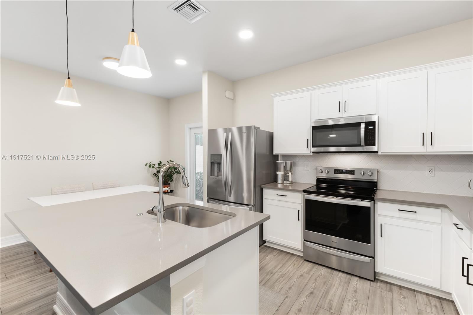 SOMERSET PLAZA - Residential Lease