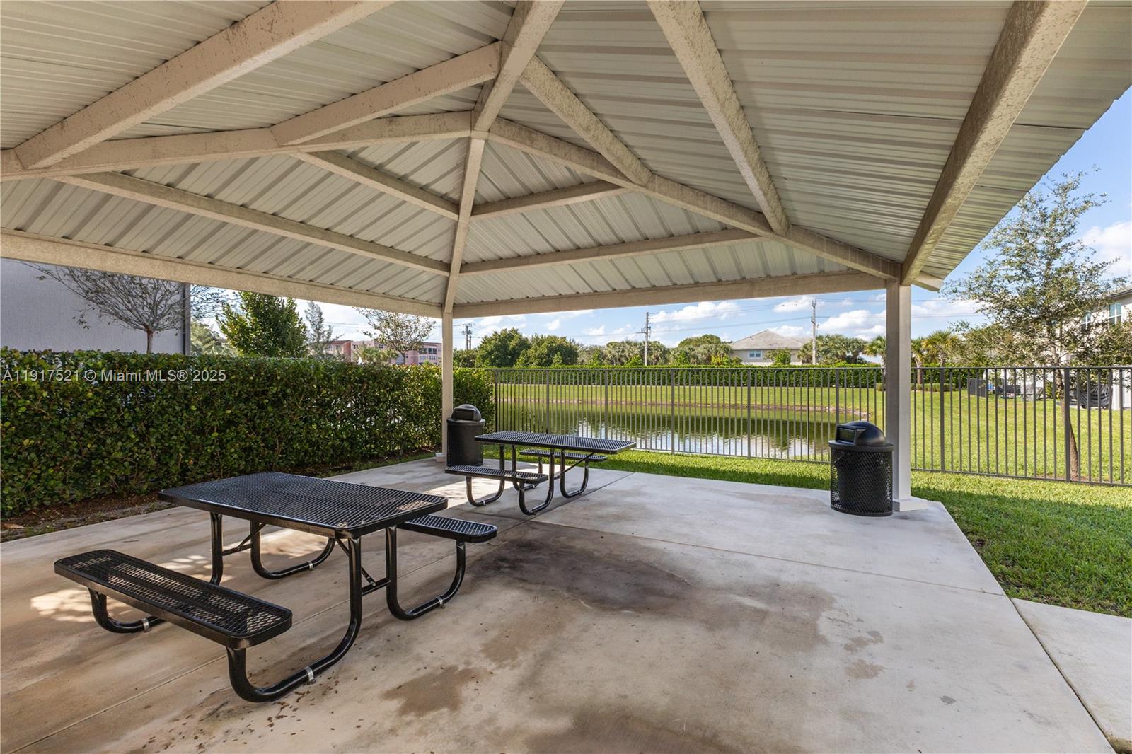 SOMERSET PLAZA - Residential Lease