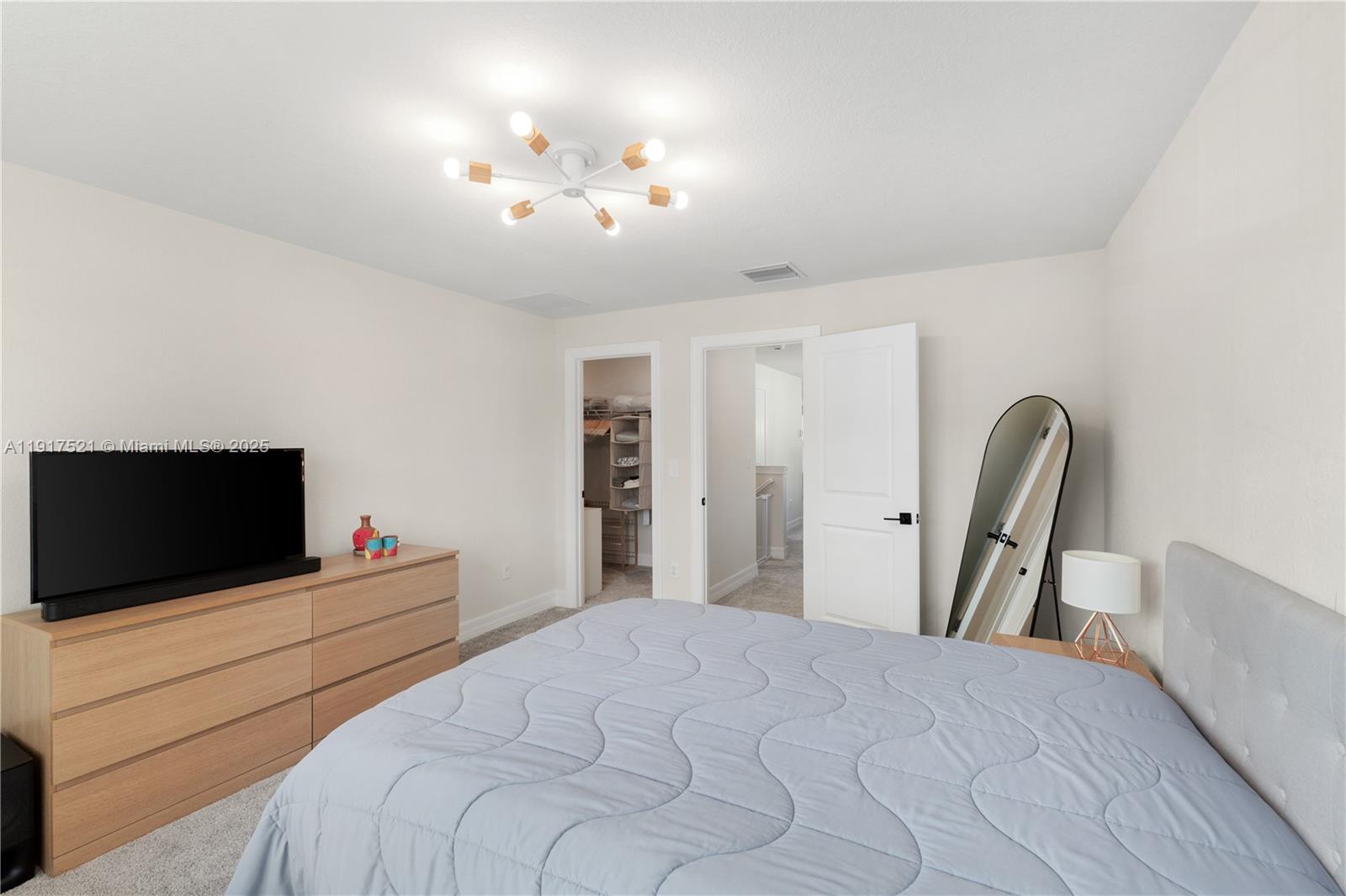 SOMERSET PLAZA - Residential Lease