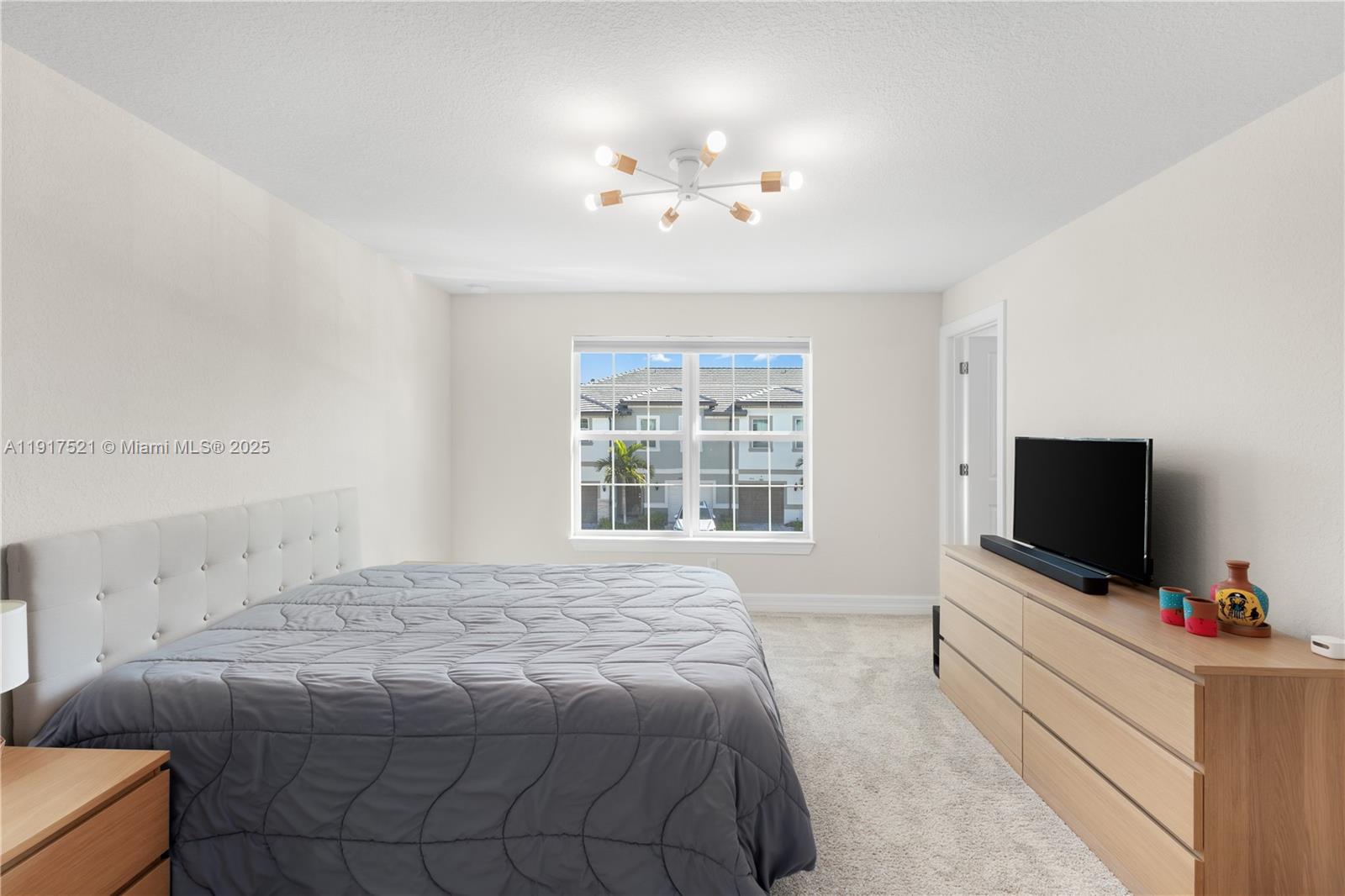 SOMERSET PLAZA - Residential Lease