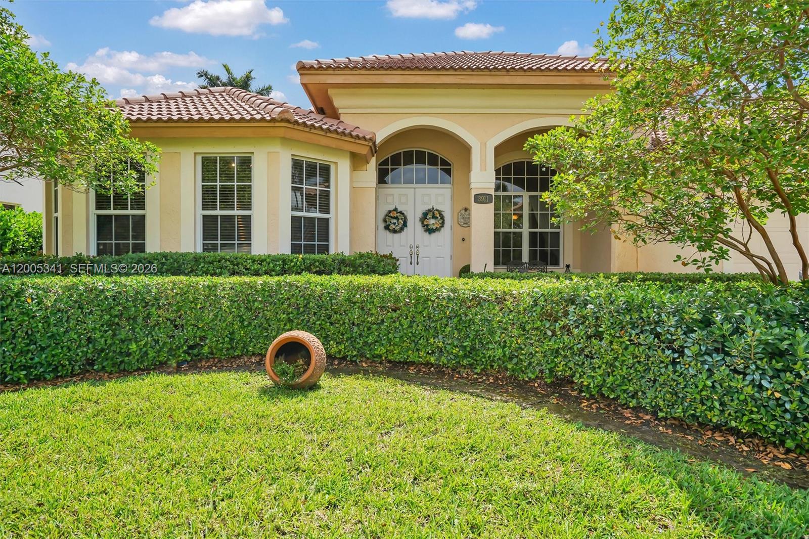 SUNSET LAKES PLAT ONE - Residential