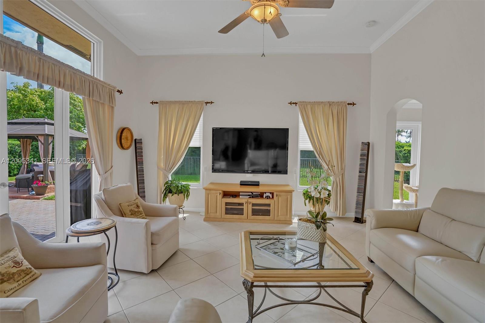SUNSET LAKES PLAT ONE - Residential