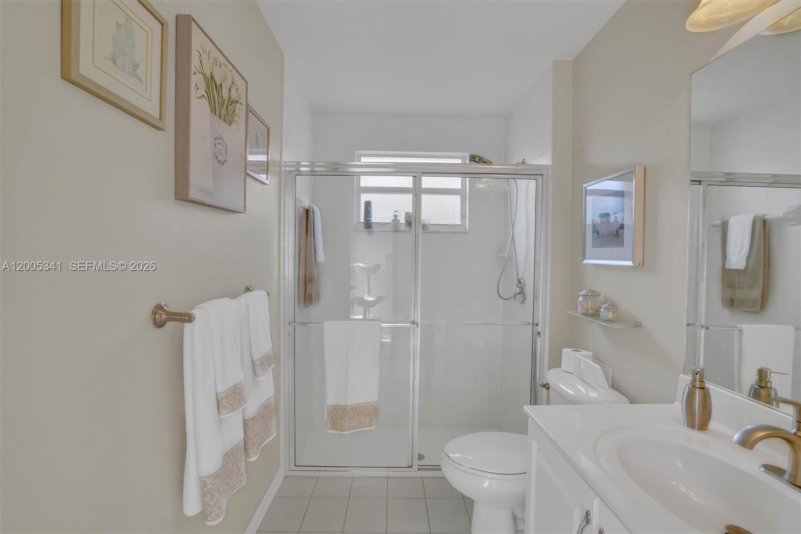 SUNSET LAKES PLAT ONE - Residential