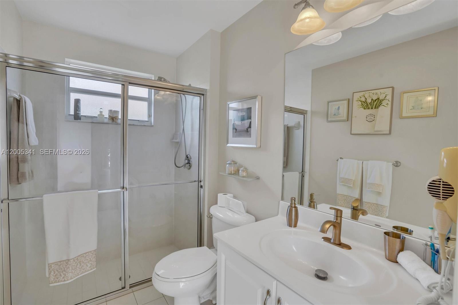 SUNSET LAKES PLAT ONE - Residential
