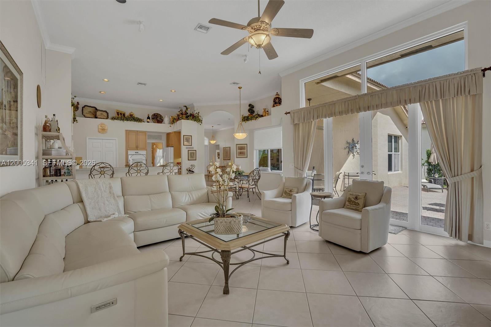 SUNSET LAKES PLAT ONE - Residential