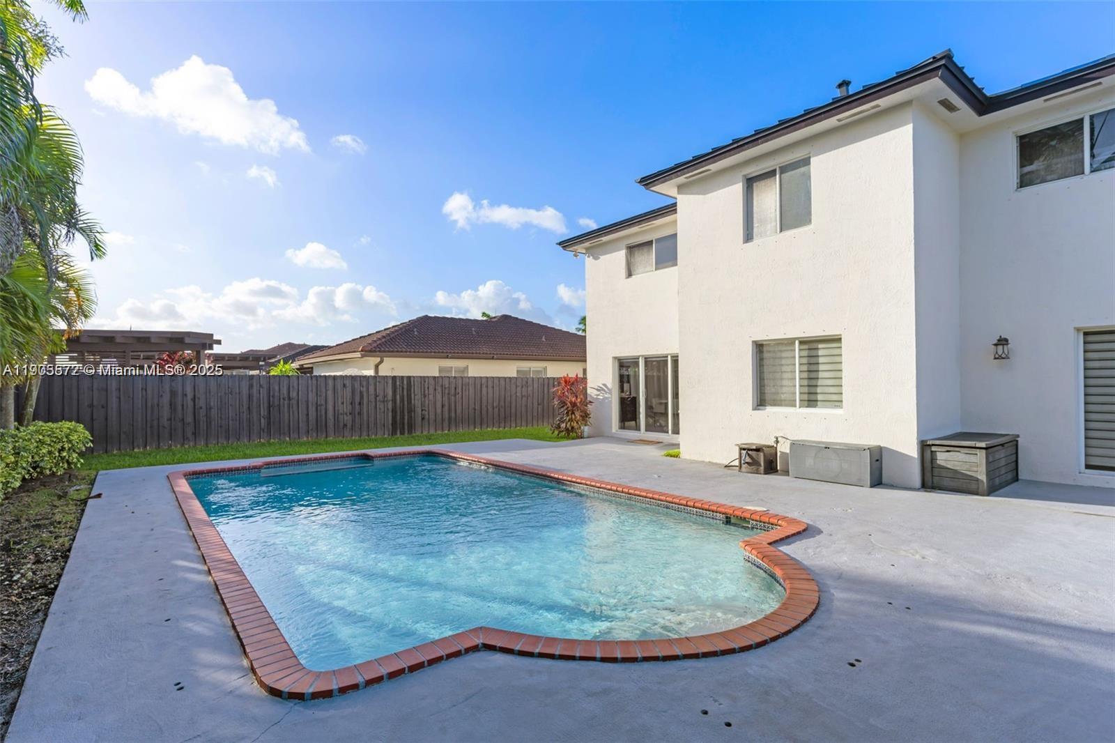 LAGUNA PONDS SEC 2 - Residential