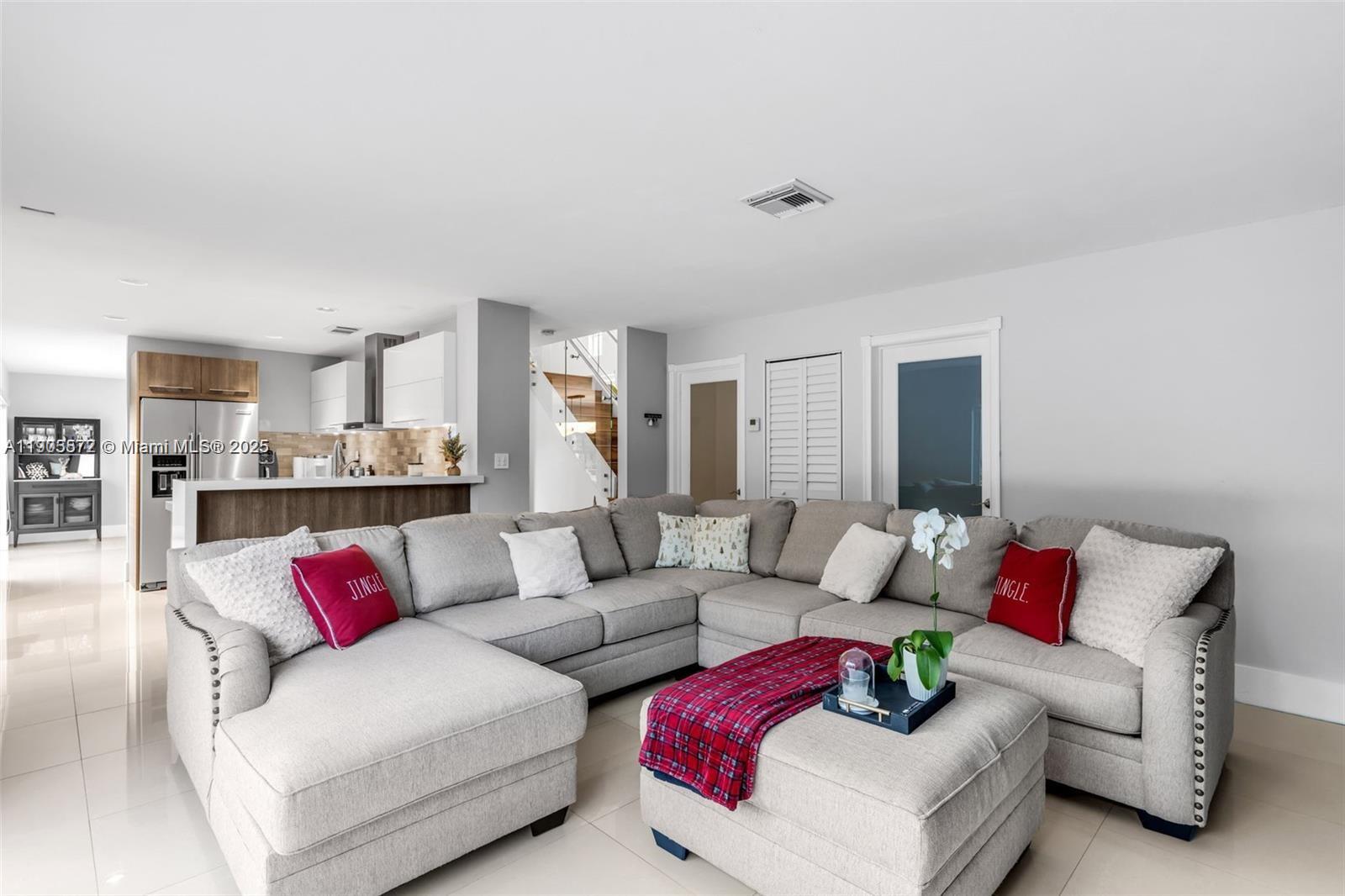 LAGUNA PONDS SEC 2 - Residential