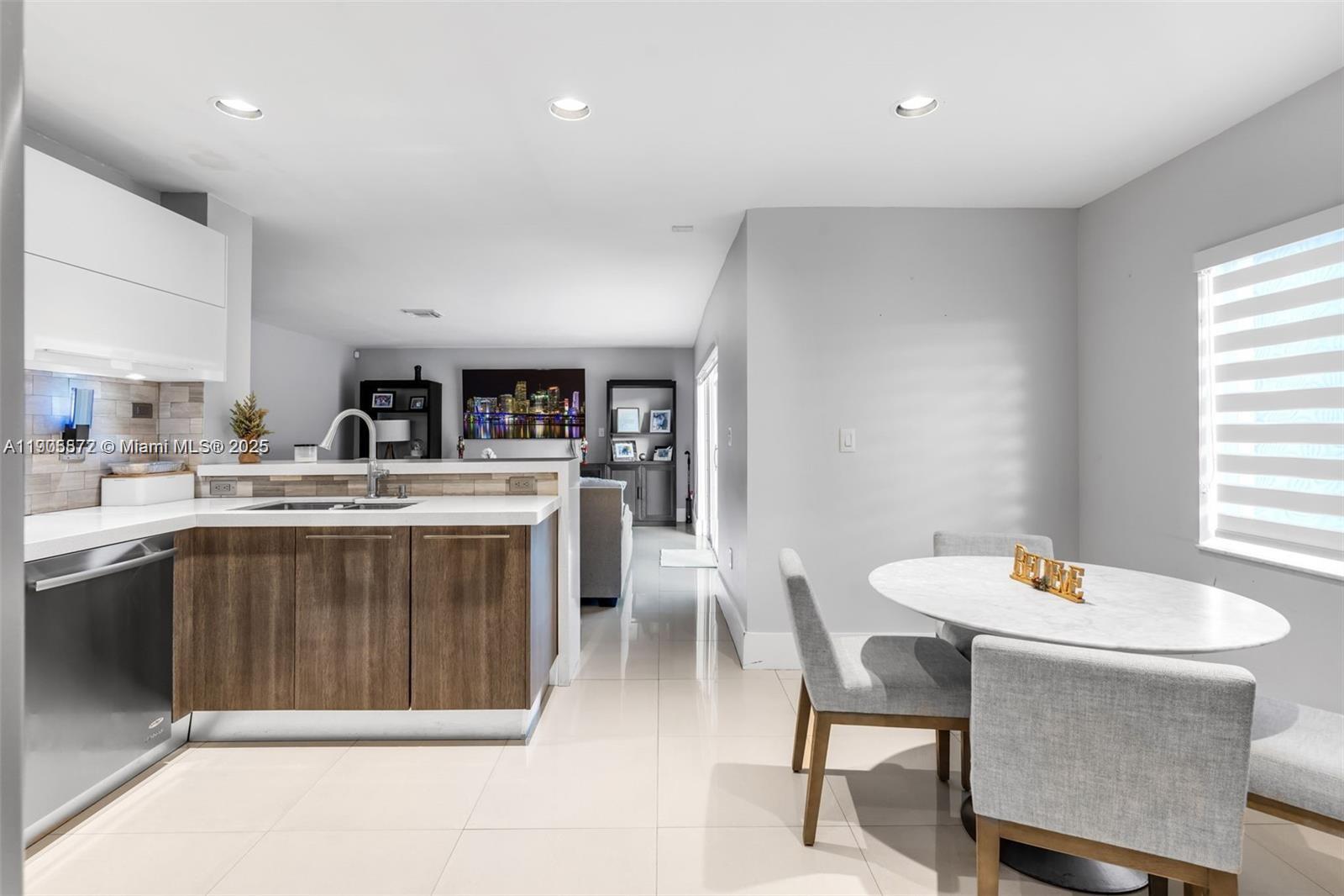 LAGUNA PONDS SEC 2 - Residential