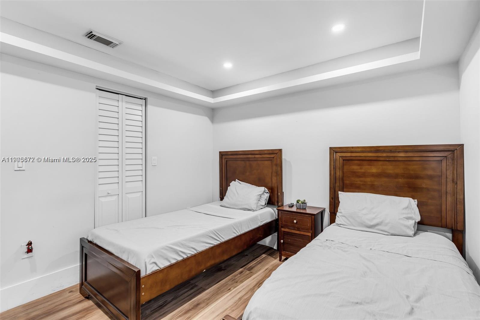 LAGUNA PONDS SEC 2 - Residential