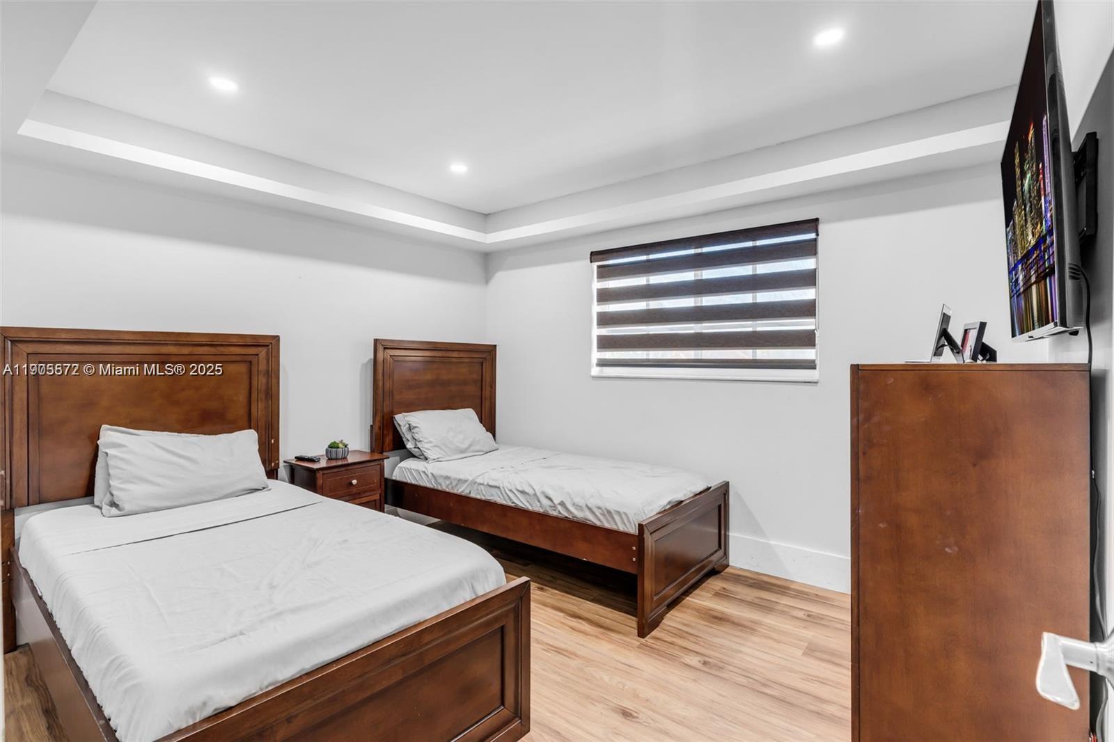 LAGUNA PONDS SEC 2 - Residential